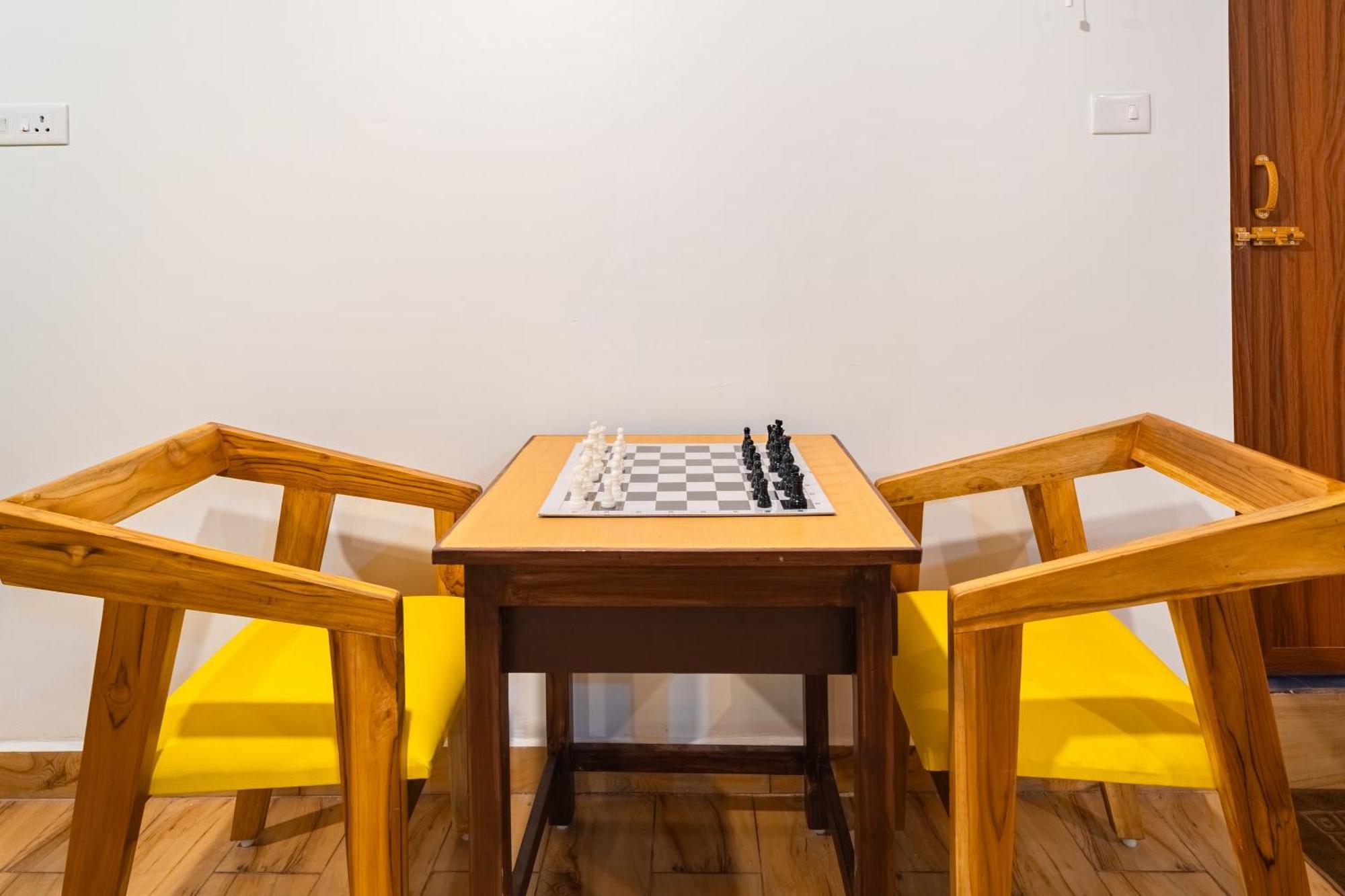 Teak Leaf Gateway Villa With Swimming Pool Indoor Games Kālapettai Zewnętrze zdjęcie