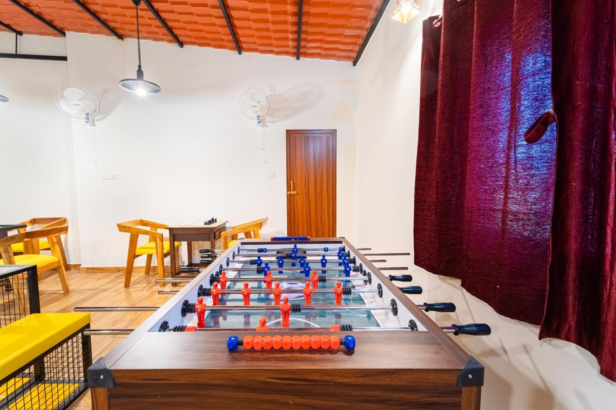 Teak Leaf Gateway Villa With Swimming Pool Indoor Games Kālapettai Zewnętrze zdjęcie